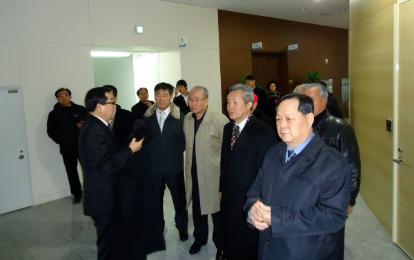 ▲최윤길의원 사무실을 방문한 ‘성남시안보단체협의회’ 회장단 