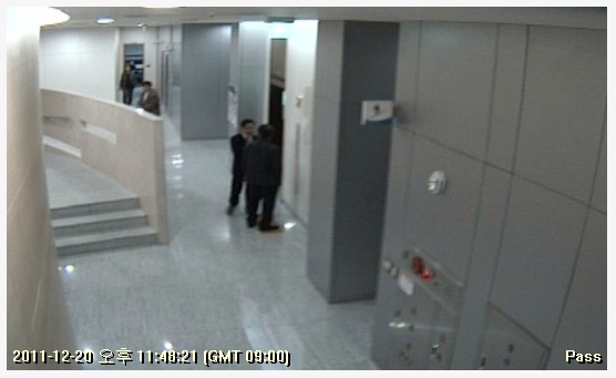 ▲엘리베이터 앞 폭언사건 관련 CCTV동영상 장면 