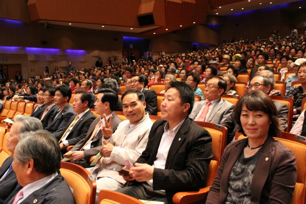 성남시의회 시의원들